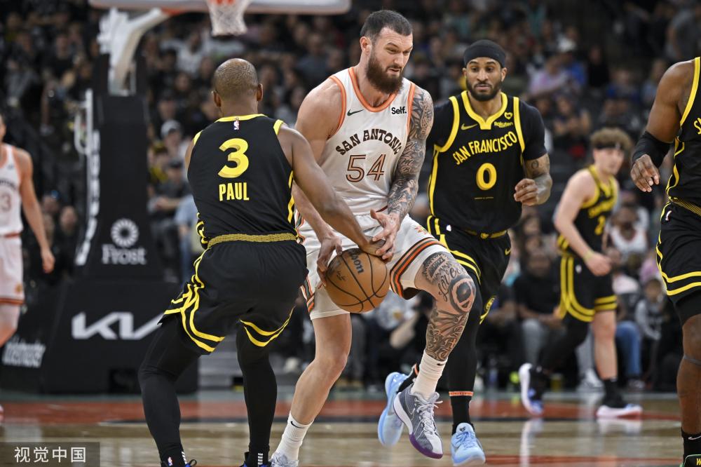 而雄鹿的回 而雄鹿的回