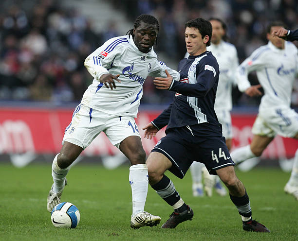 据内部人士 据内部人士